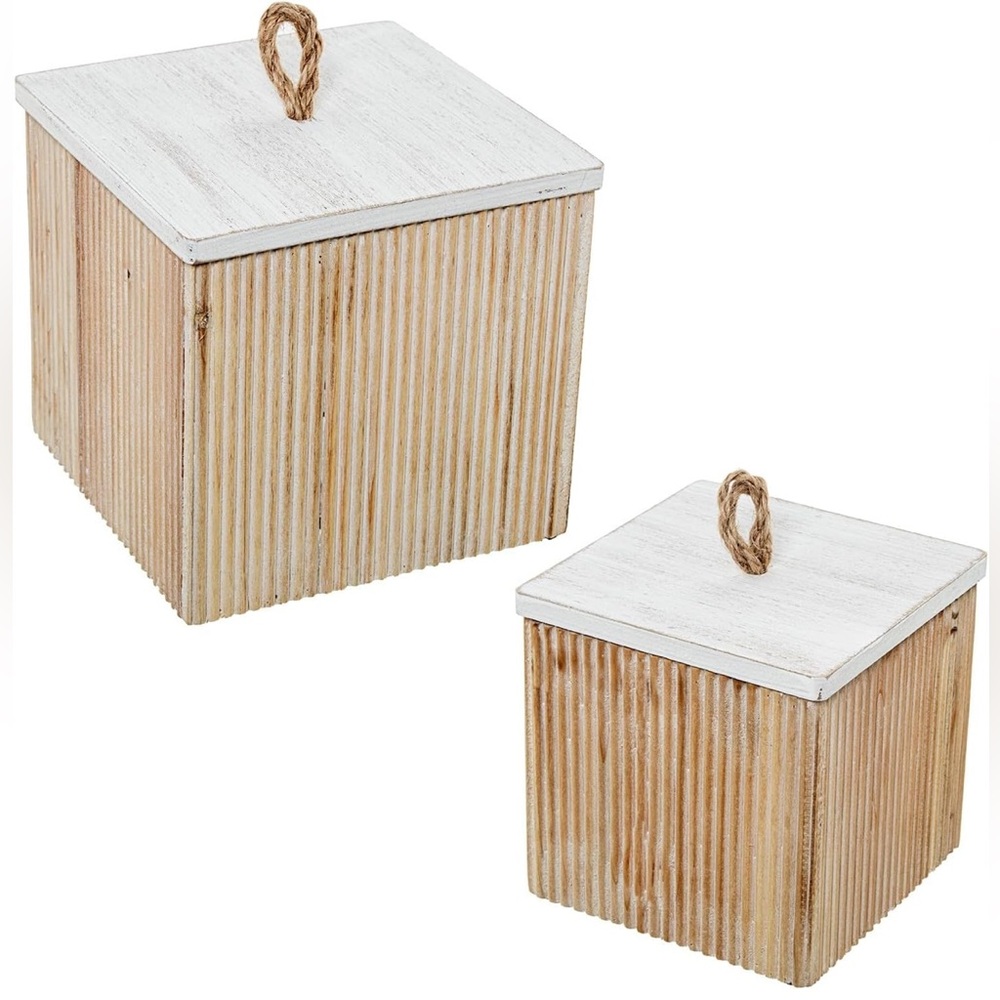 DRW NWT set of 2 square lidded boxes -natural wood/old white -17x17x16.5